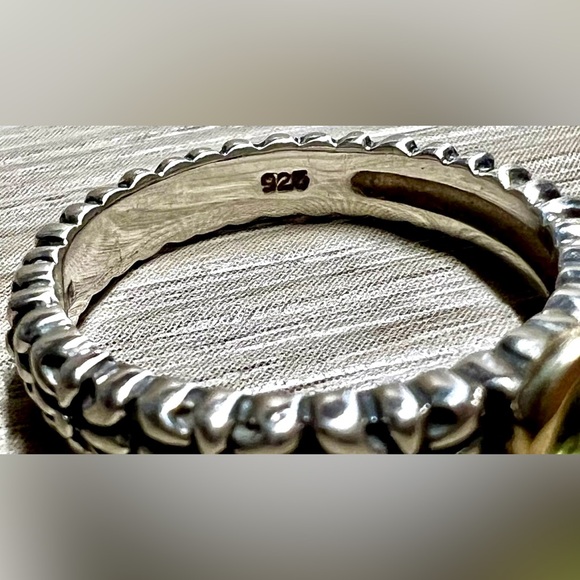 Vintage Designer Signed P Sterling Silver & 14K Gold Peridot Ring, Size 7 - Picture 8 of 11